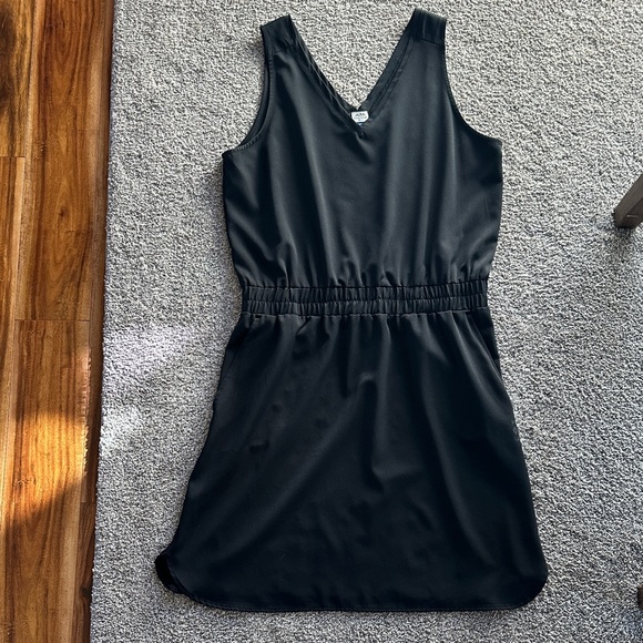 Kavu Dresses & Skirts - Kavu Black V-Neck Sleeveless Mini Dress